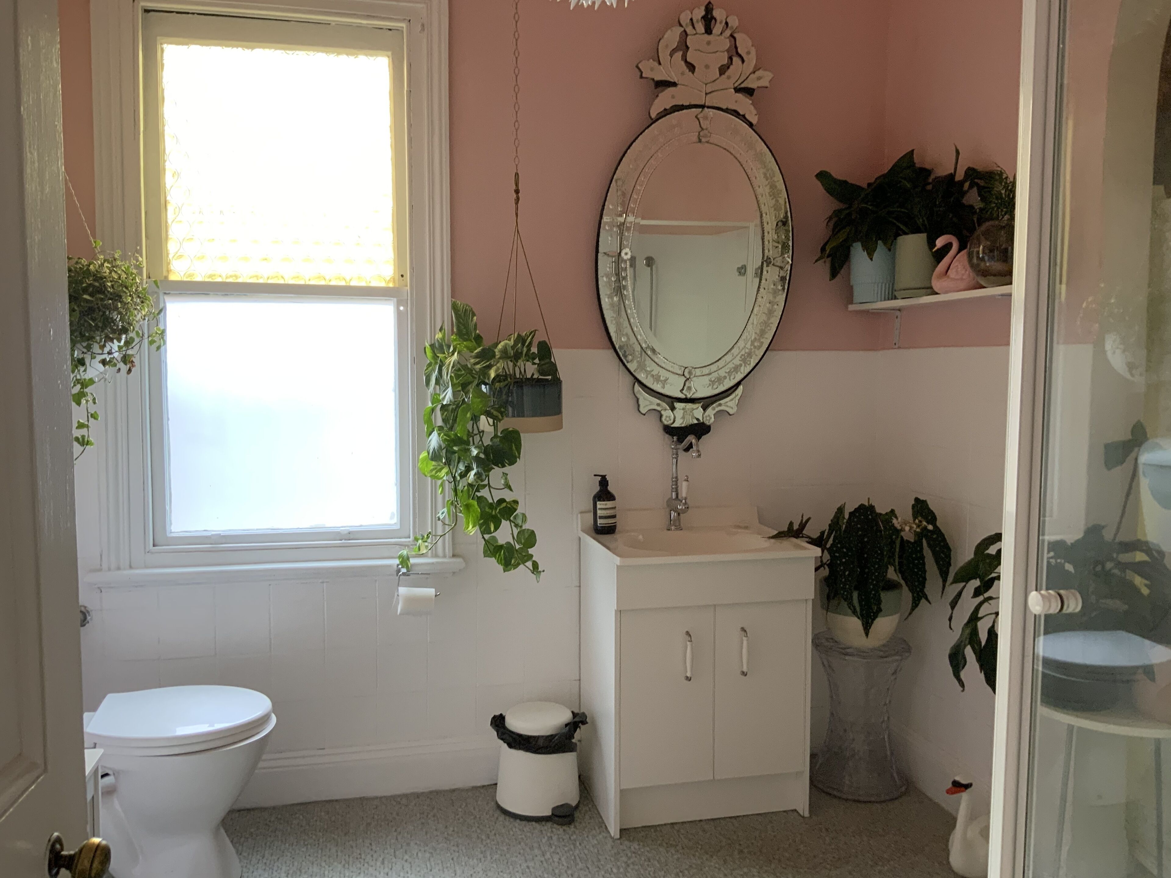 Historical terrace house in the middle of Fitzroy — image 4