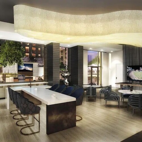 LIXURY HIGH RISE APARTMENT IN THE HEART OF TYSONS CORNER (The Boro) balcony view