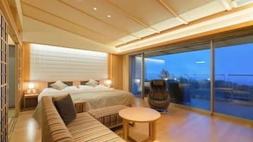 Premium bedding, down duvets, minibar, in-room safe