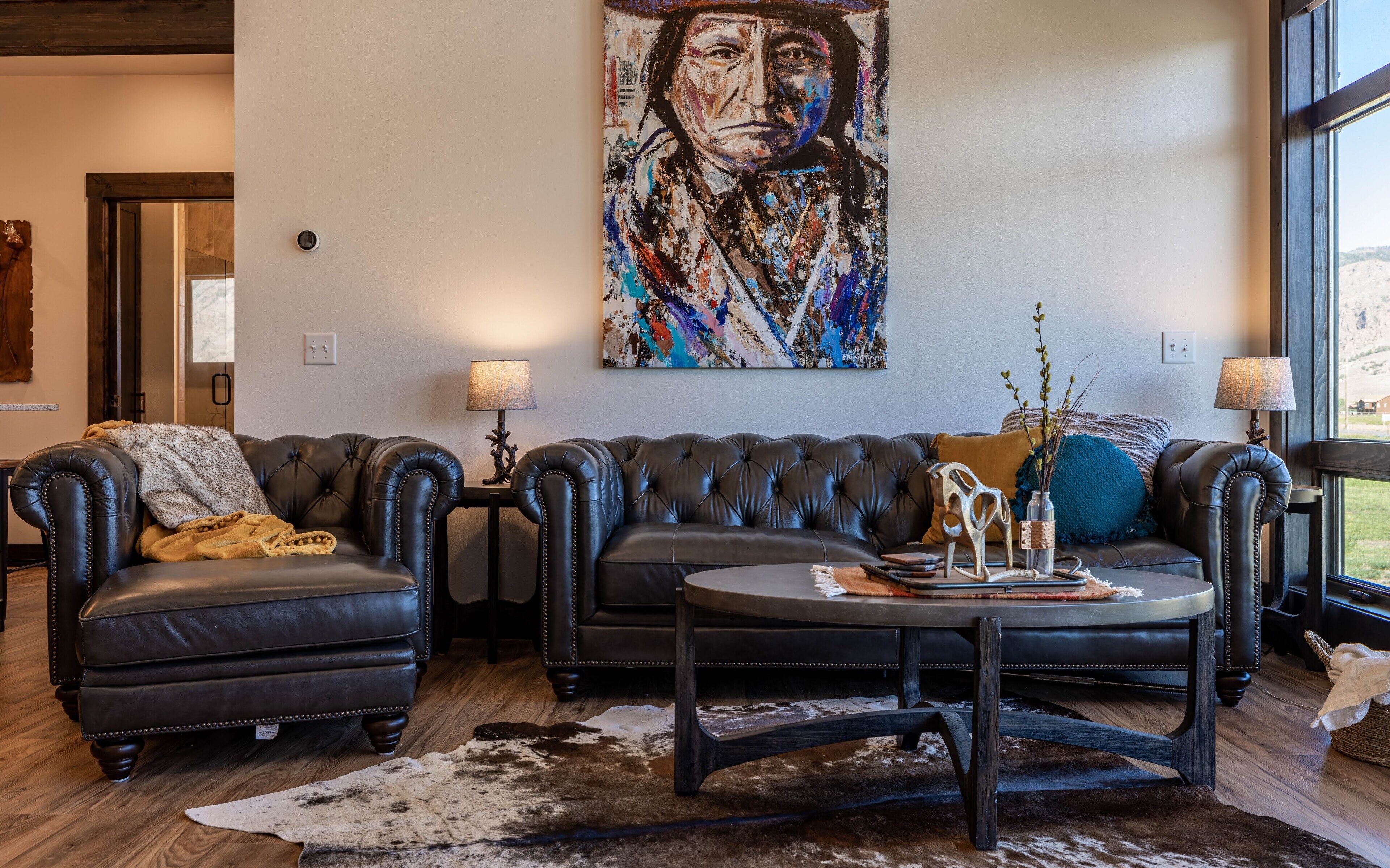 New Luxury Mountain Modern Cabin Near Yellowstone