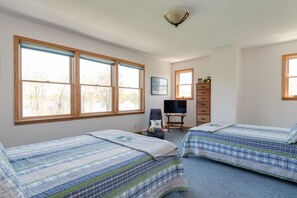 6 Schlafzimmer, Schreibtisch, Bügeleisen/Bügelbrett, kostenloses WLAN