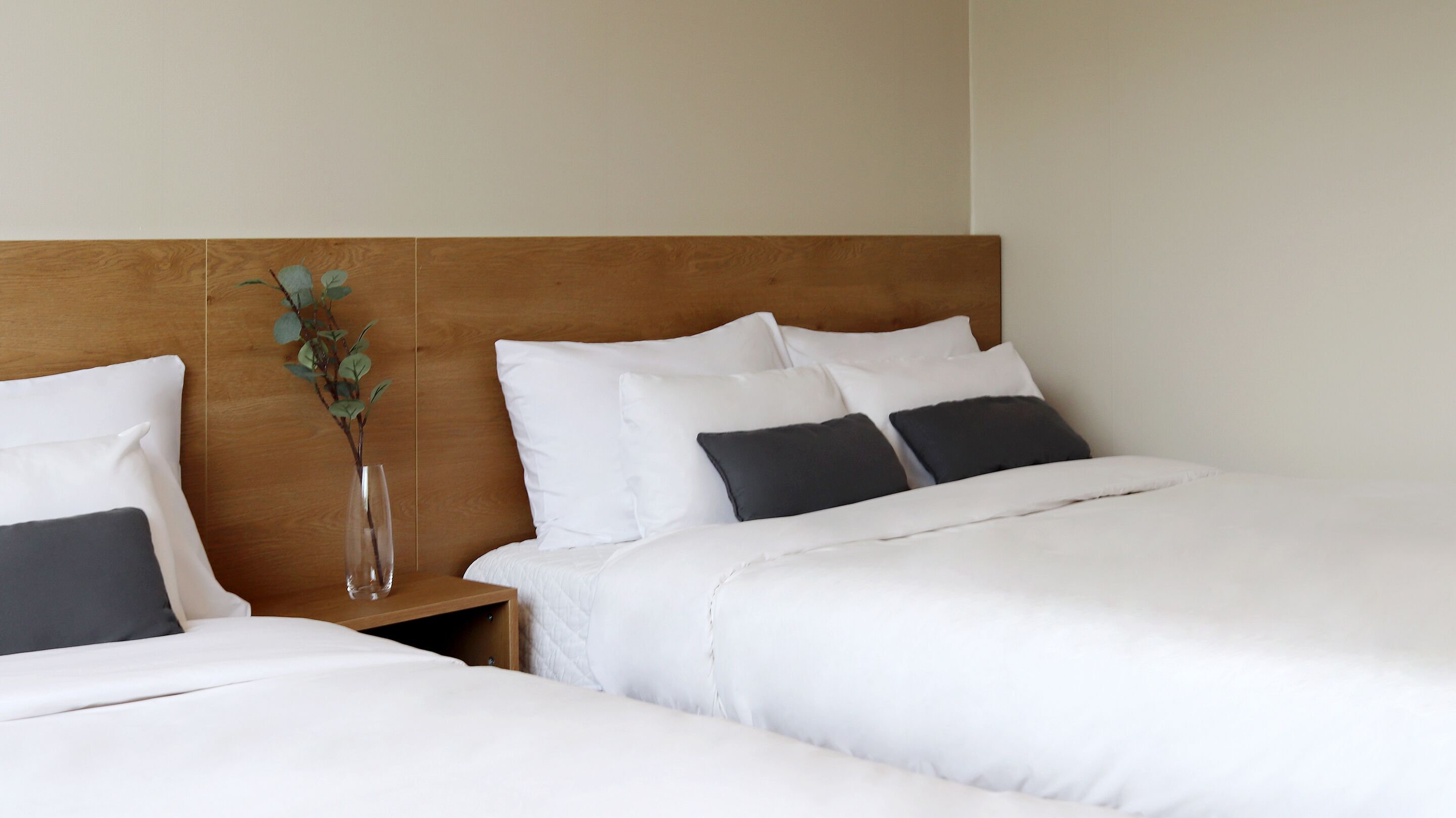 1 bedroom, blackout curtains, free wifi, bed sheets