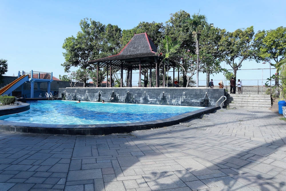 Hotel Istana Permata Juanda