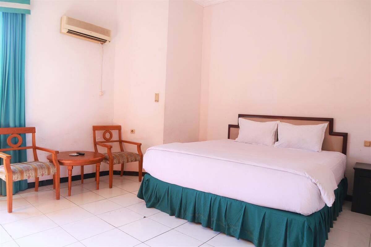Habitación doble estándar | Escritorio, wifi gratis y ropa de cama
