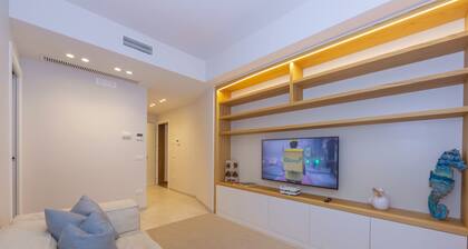 Mina Apartment 100m From Sea