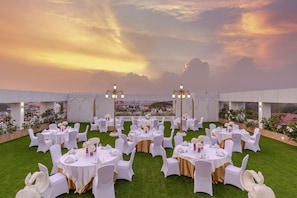 Terrace/patio - Vivanta Thiruvananthapuram (Thiruvananthapuram)