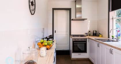 Elements of Goulburn II-Entire 1 bedroom Apartment