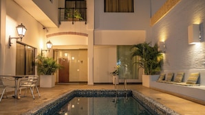 Uklassifisert bilde, 4 av 102, knapp