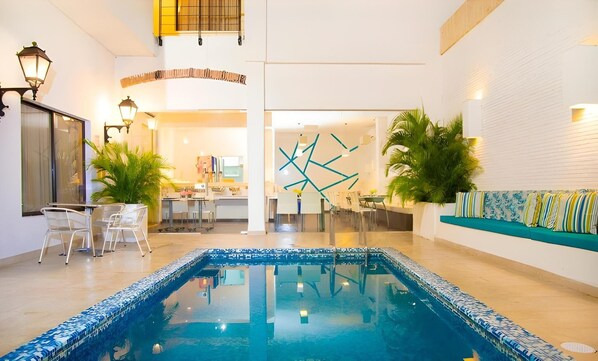 Indoor pool, outdoor pool