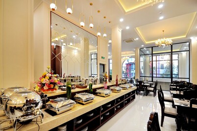 Sunflower Hotel