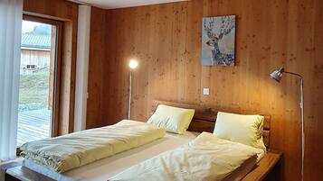 2 chambres, fer et planche Ă repasser, Wi-Fi gratuit, draps fournis