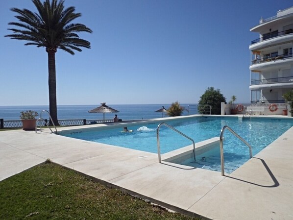 Udendørs pool