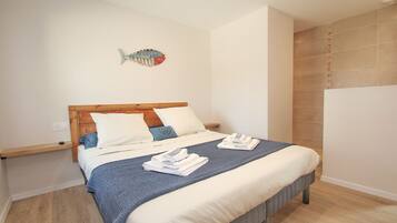 3 chambres, fer et planche Ă repasser, Wi-Fi, draps fournis