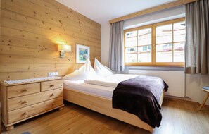2 bedrooms, free WiFi