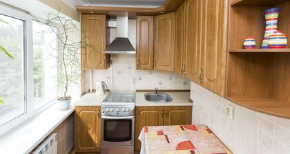 1 BR near Circus