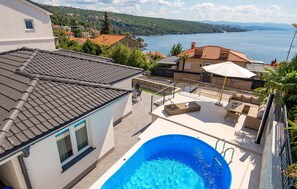 Outdoor pool - Luxurious home in Volosko (Volosko)