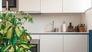 Private kitchen - Limehome Lisbon Calçada do Cardeal (Lisbon)