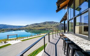 Property grounds - Welcome to Bailey's Barn at The Lookout at Lake Chelan (Chelan)