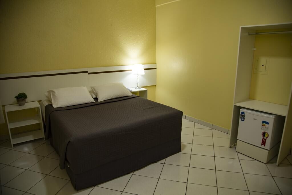 standard double or twin room | 1 bedroom, minibar, in-room safe, laptop workspace