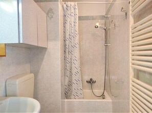 Combined shower/bathtub, hair dryer - Appartamento Miriam (Baveno)