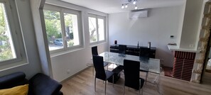 تناول الطعام