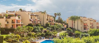 Amazing Panorama Views, Golf at Your Door Step