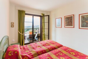 Leilighet, flere senger | 3 soverom, strykejern/-brett, wi-fi (inkludert) og sengetøy