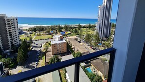 Room - KOKO Broadbeach (Broadbeach)