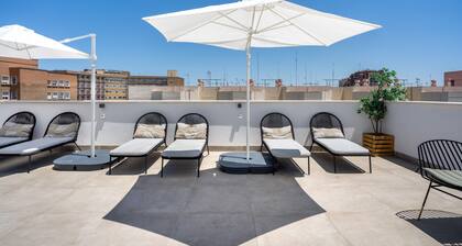 Limehome Sevilla Calle Torcuato Luca de Tena