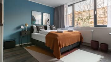 Single Suite | Espace de travail pour ordinateur portable, Wi-Fi gratuit, draps fournis