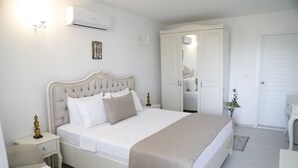 Luxury Room, Jetted Tub | WiFi (free) - Artof Alacati (Cesme)