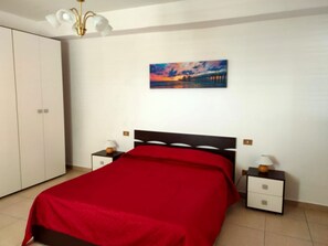 2 bedrooms, Internet