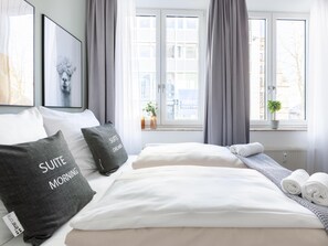 Lägenhet - 1 queensize-säng (Bremen Hutfilterstraße | Suite S) | 1 sovrum, skrivbord, arbetsyta för laptop och gratis wi-fi