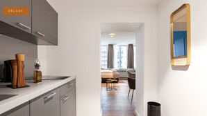 Leilighet, 1 queensize-seng med sovesofa (Bremen Hutfilterstraße | Suite XL wit) | Eget kjøkken
