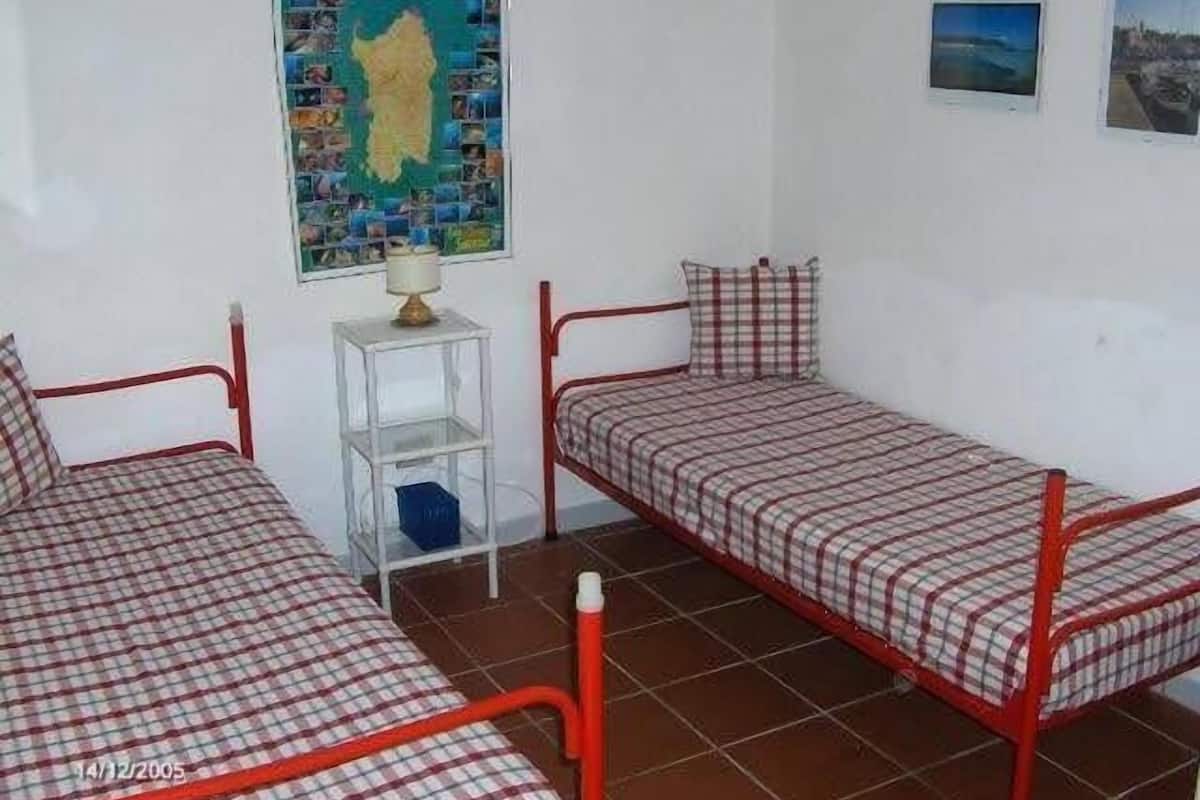Appartement, 2 slaapkamers | 1 slaapkamer, beddengoed
