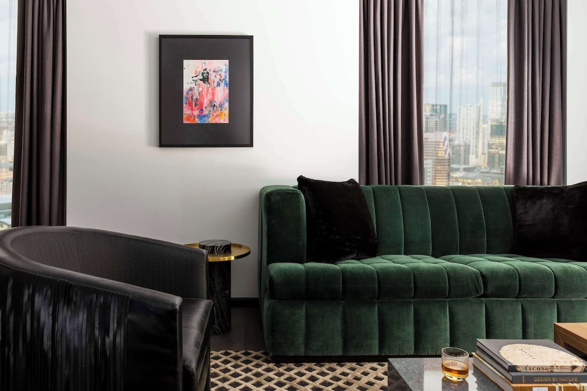 1 bedroom, Egyptian cotton sheets, premium bedding, minibar