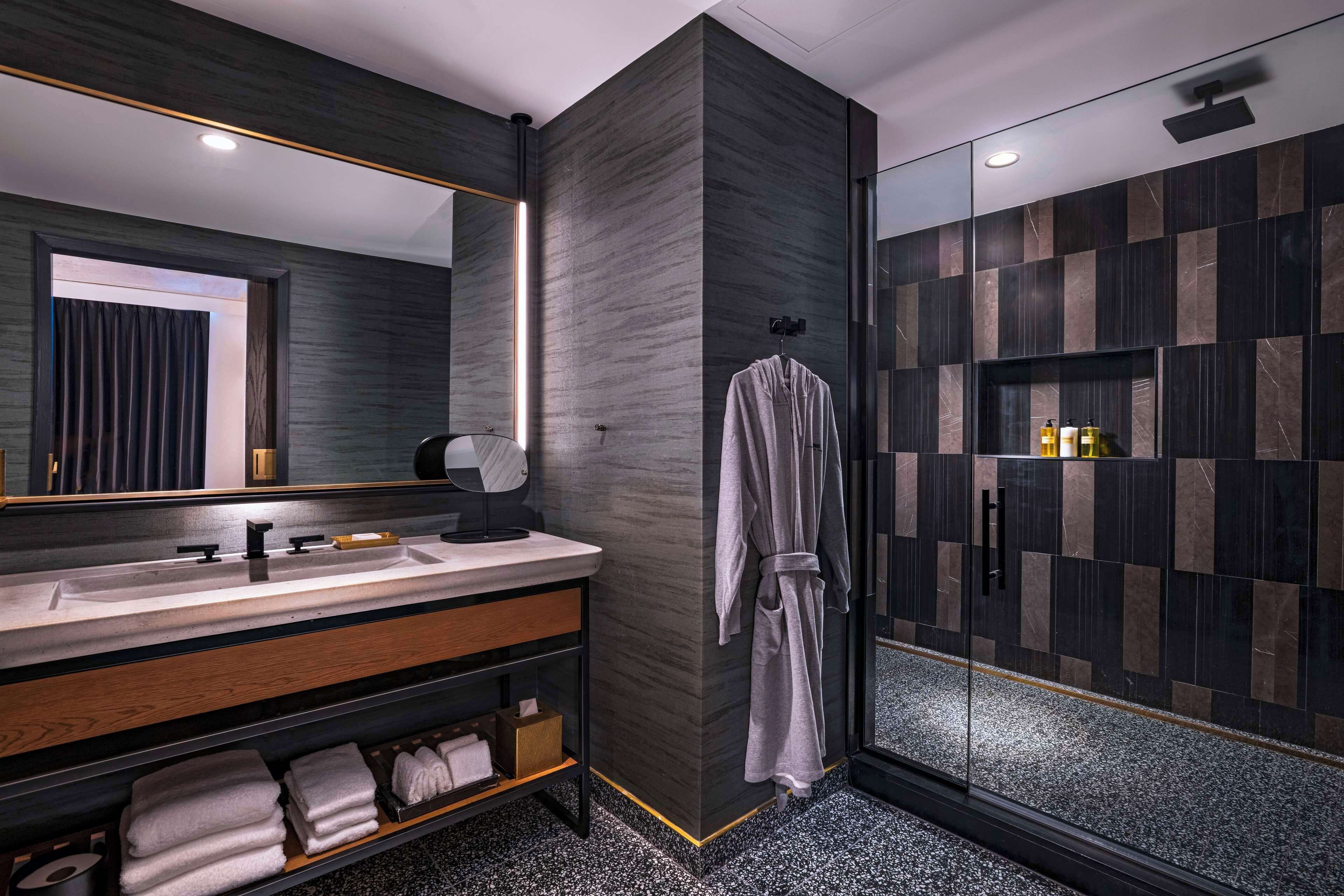 Photo - Thompson Austin, by Hyatt