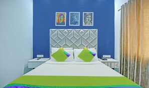 Economy Double Room | Desk, iron/ironing board, free WiFi, bed sheets