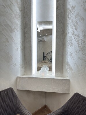 2 bedrooms, Tempur-Pedic beds, individually decorated - 3 room apartment on Baghramyan (Yerevan)