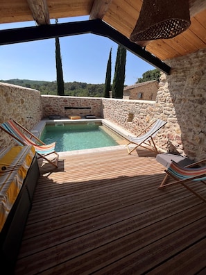 Piscine extérieure, piscine chauffée