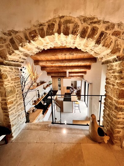 Authentic House, near Uzès, amazing view