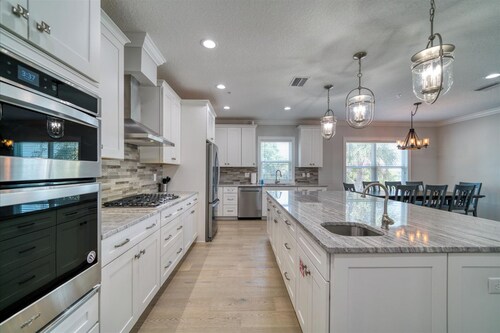 ♥ BEACH CONDO ♥ NEW ♥ SLEEPS 10 ♥ 3 BD 2.5 BA ♥ U4
