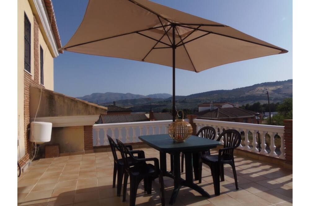 Villa Dueña house, Los Bermejales reservoir.<br><br><br>