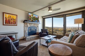 TV, fireplace - BT503 | Stunning 5th Floor Residence | Amazing Views | Ski In | Ski Lockers (Steamboat Springs)