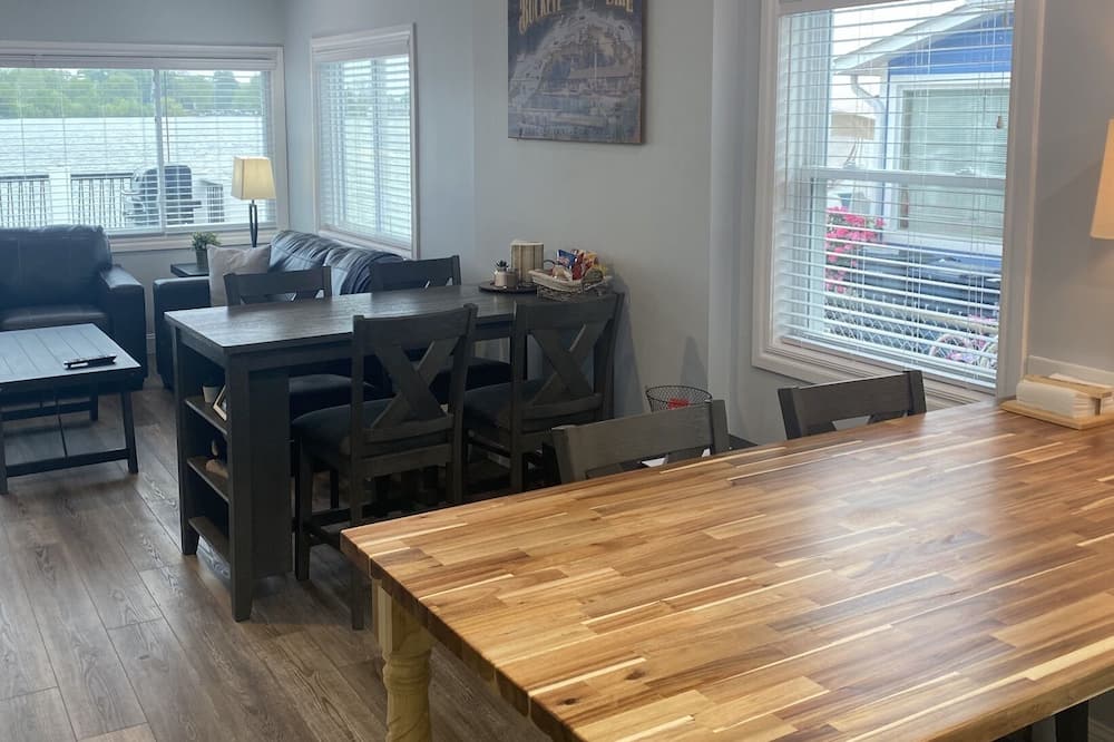 The “Inn” – On the water, bring your boat – Cozy and Clean!  #5