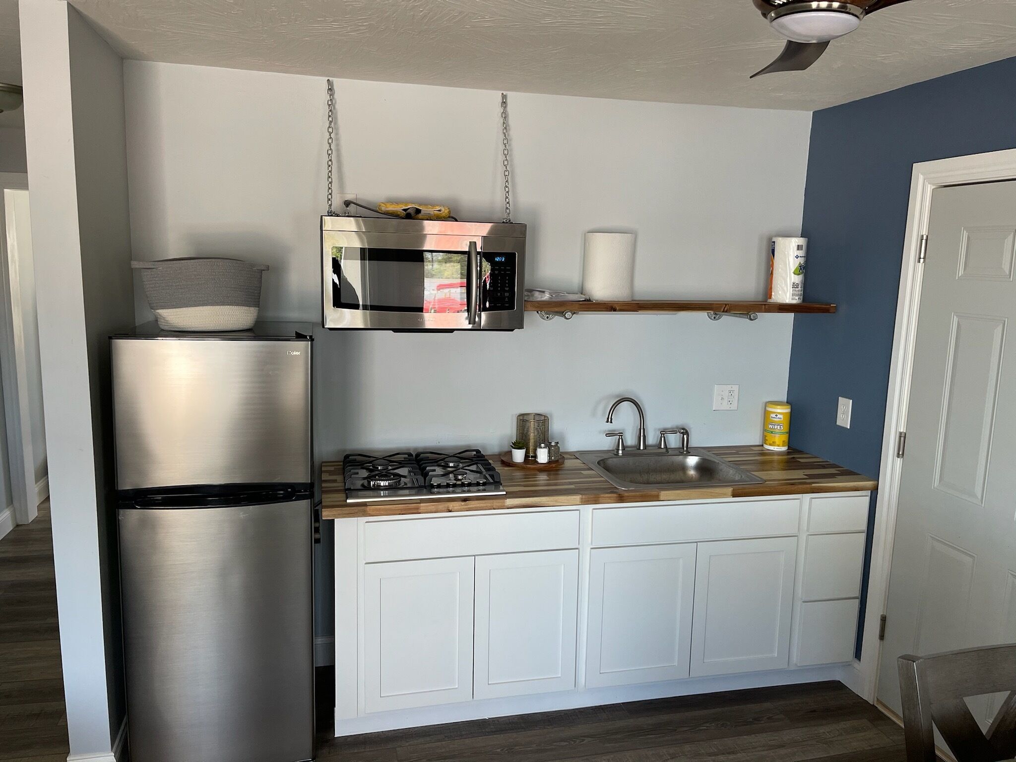 The "Inn" at Buckeye Lake - Unit #3 (Upstairs)