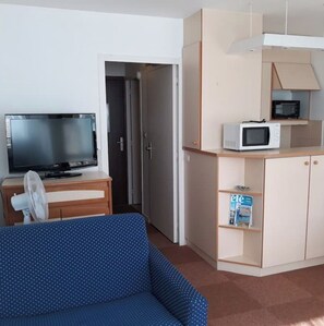 TV - apartment (Carnac)