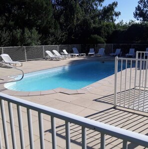 Piscine extérieure, piscine chauffée