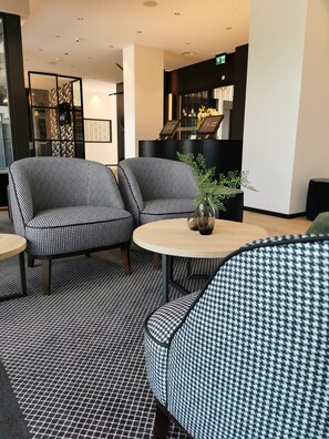 Reception - Gr8 Hotel Maastricht-Aachen Airport (Maastricht-Airport)