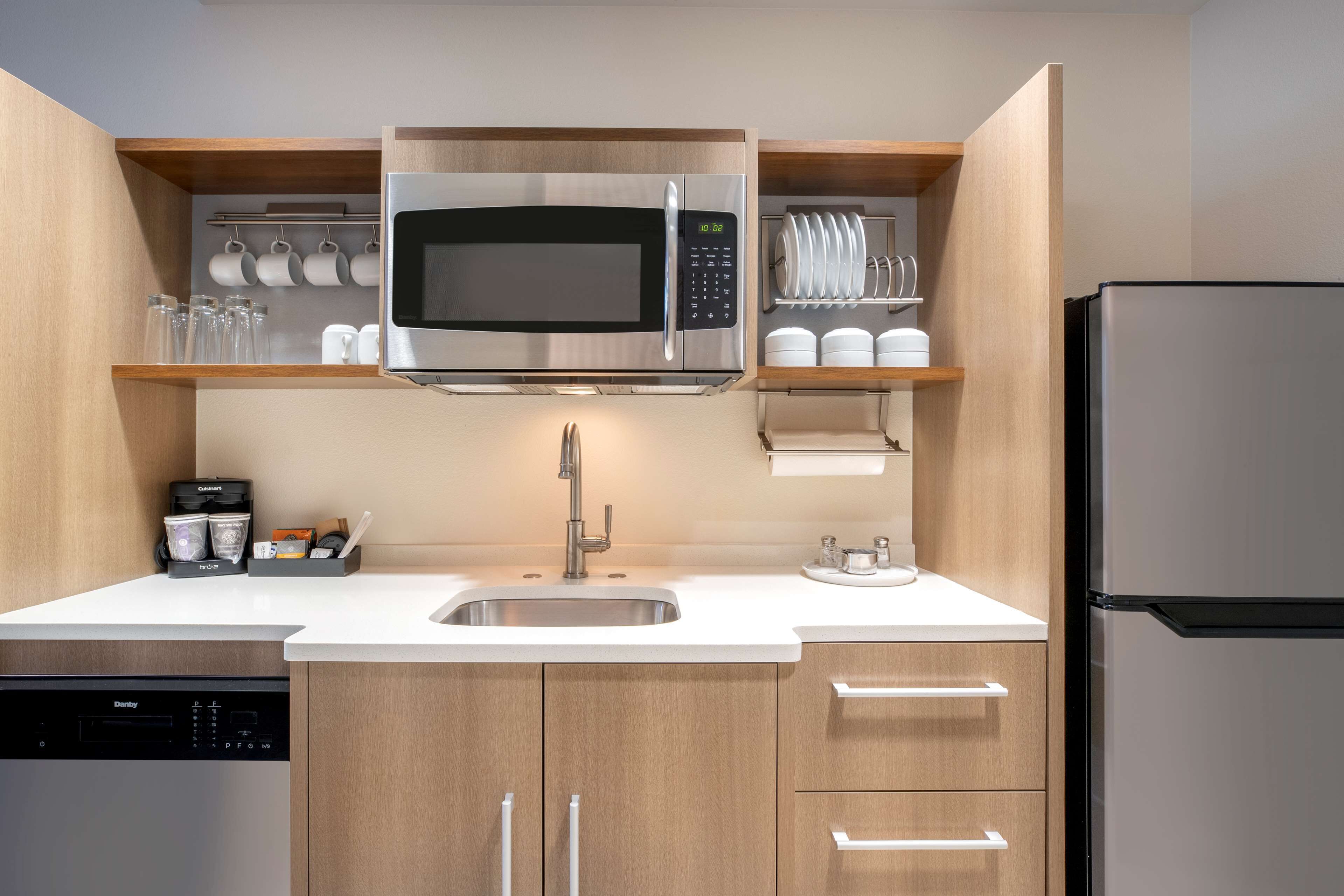 Full-sized fridge, microwave, paper towels